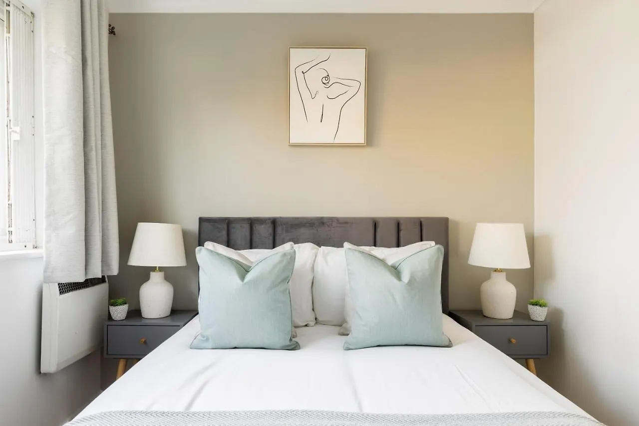 The Bridge Apartments London 0*,  United Kingdom